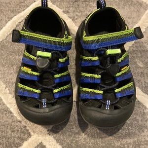 Keen Toddler Boy Sandals size 9